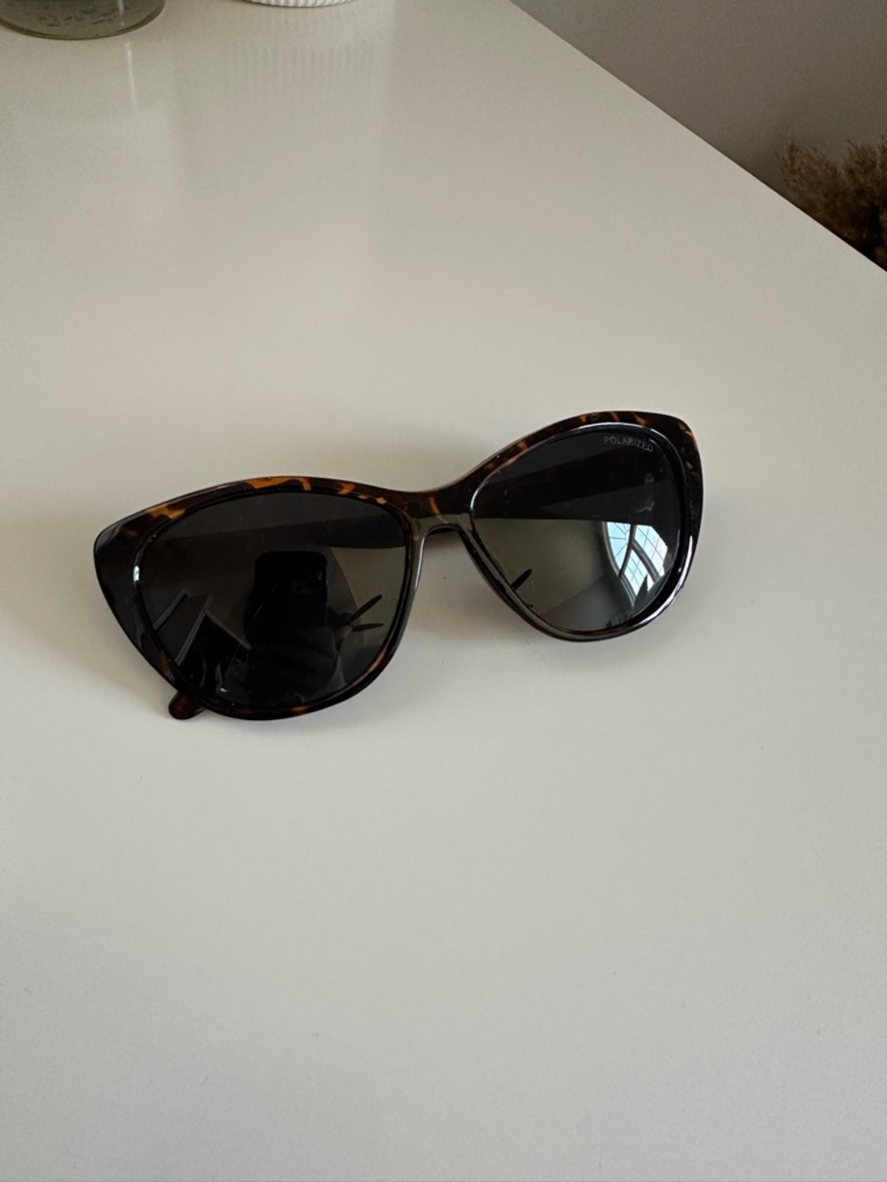 **SOLD ON DEPOP** Tortoiseshell Cat-Eye Polarized Women's Sunglasses